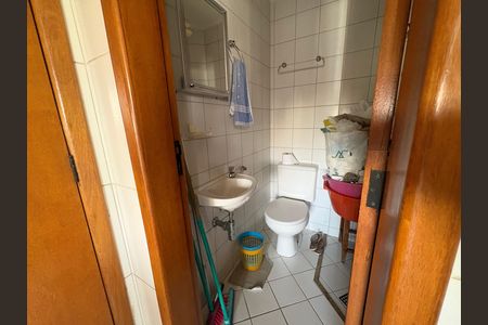 Apartamento à venda com 131m², 3 quartos e 3 vagas Apartamento à venda com 131m², 3 quartos e 3 vagasBanheiro - cozinha