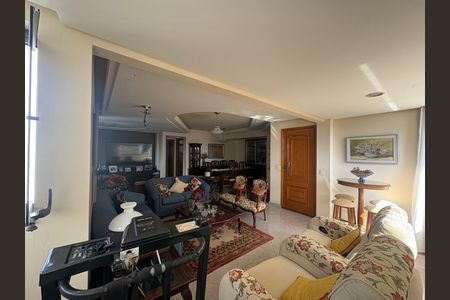 Sala 2 de apartamento à venda com 3 quartos, 131m² em Setor Bueno, Goiânia