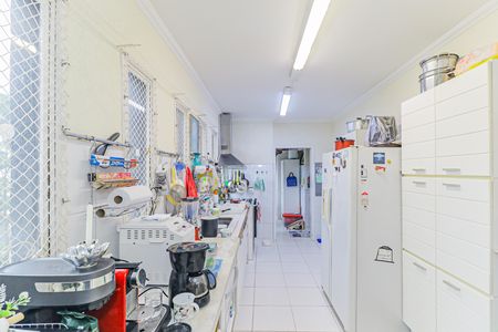 Cozinha de apartamento à venda com 4 quartos, 185m² em Vila Suzana, São Paulo