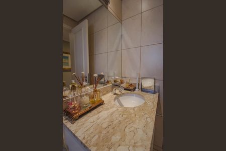 Apartamento à venda com 125m², 2 quartos e 2 vagas Apartamento à venda com 125m², 2 quartos e 2 vagasBanheiro 2
