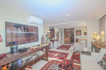 Apartamento à venda com 125m², 2 quartos e 2 vagas Apartamento à venda com 125m², 2 quartos e 2 vagasSala