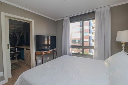 Apartamento à venda com 125m², 2 quartos e 2 vagas Apartamento à venda com 125m², 2 quartos e 2 vagasSuite
