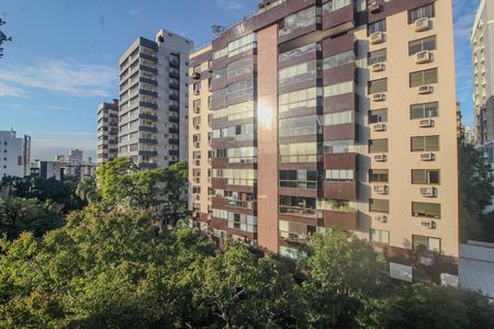 Apartamento à venda com 125m², 2 quartos e 2 vagas Apartamento à venda com 125m², 2 quartos e 2 vagasVista