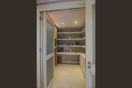 Apartamento à venda com 125m², 2 quartos e 2 vagas Apartamento à venda com 125m², 2 quartos e 2 vagasescritorio
