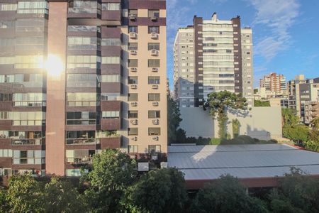 Apartamento à venda com 125m², 2 quartos e 2 vagas Apartamento à venda com 125m², 2 quartos e 2 vagasVista