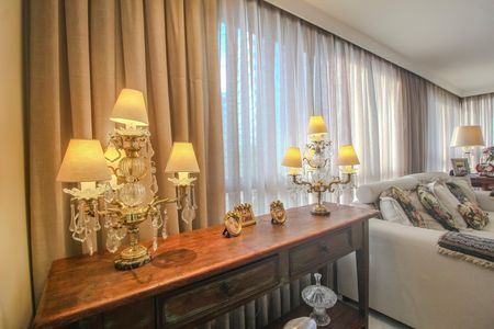 Apartamento à venda com 125m², 2 quartos e 2 vagas Apartamento à venda com 125m², 2 quartos e 2 vagasSala