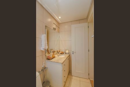 Apartamento à venda com 125m², 2 quartos e 2 vagas Apartamento à venda com 125m², 2 quartos e 2 vagasBanheiro 2