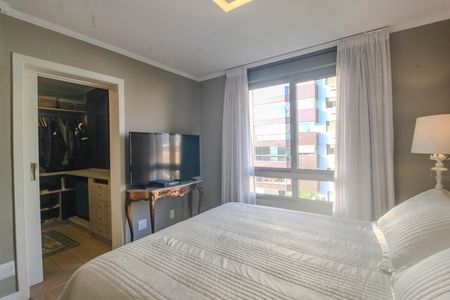 Apartamento à venda com 125m², 2 quartos e 2 vagas Apartamento à venda com 125m², 2 quartos e 2 vagasSuite