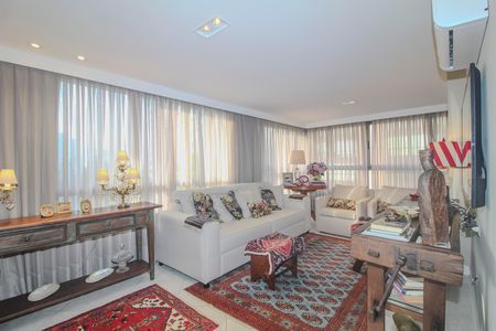 Apartamento à venda com 125m², 2 quartos e 2 vagas Apartamento à venda com 125m², 2 quartos e 2 vagasSala
