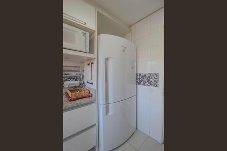 Apartamento à venda com 125m², 2 quartos e 2 vagas Apartamento à venda com 125m², 2 quartos e 2 vagasCozinha