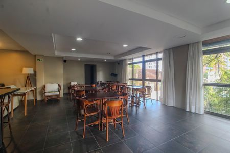 Apartamento à venda com 125m², 2 quartos e 2 vagas Apartamento à venda com 125m², 2 quartos e 2 vagasÁrea comum - Salão de festas