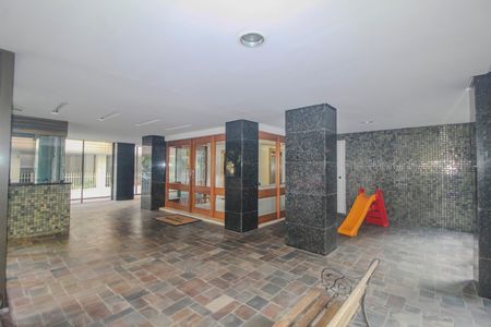 Apartamento à venda com 125m², 2 quartos e 2 vagas Apartamento à venda com 125m², 2 quartos e 2 vagasHall de entrada