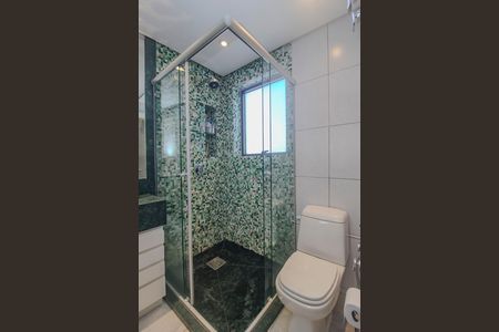 Apartamento à venda com 125m², 2 quartos e 2 vagas Apartamento à venda com 125m², 2 quartos e 2 vagasBanheiro da Suíte