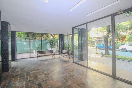 Apartamento à venda com 125m², 2 quartos e 2 vagas Apartamento à venda com 125m², 2 quartos e 2 vagasHall de entrada