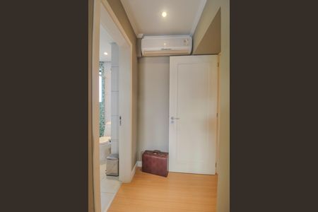 Apartamento à venda com 125m², 2 quartos e 2 vagas Apartamento à venda com 125m², 2 quartos e 2 vagasSuite