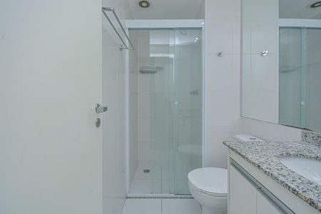 Apartamento à venda com 67m², 2 quartos e 1 vaga Apartamento à venda com 67m², 2 quartos e 1 vagaBanheiro