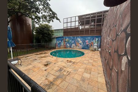 Apartamento à venda com 47m², 2 quartos e 1 vaga Apartamento à venda com 47m², 2 quartos e 1 vagaPiscina