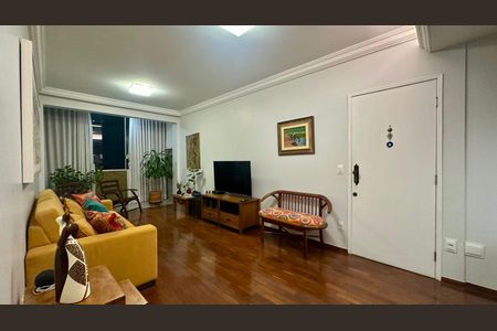 Apartamento à venda com 125m², 3 quartos e 1 vaga Apartamento à venda com 125m², 3 quartos e 1 vagaSala