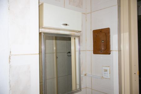 Apartamento para alugar com 38m², 1 quarto e 1 vagaEspelho - Banheiro