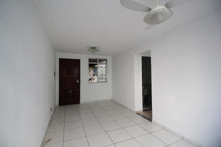 Sala de apartamento para alugar com 2 quartos, 48m² em Taquara, Rio de Janeiro