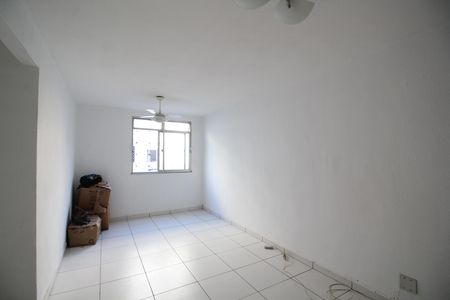 Sala de apartamento para alugar com 2 quartos, 48m² em Taquara, Rio de Janeiro