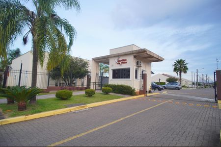 Casa de condomínio à venda com 55m², 3 quartos e 2 vagasFachada e portaria
