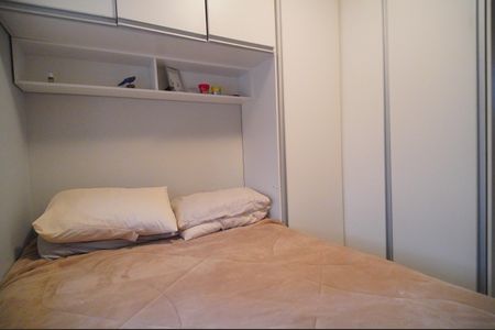 Casa de condomínio à venda com 55m², 3 quartos e 2 vagasQuarto 2
