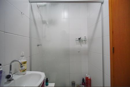 Casa de condomínio à venda com 55m², 3 quartos e 2 vagasBanheiro
