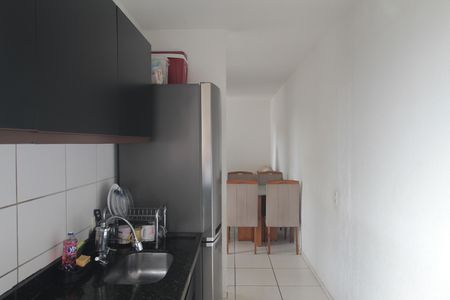 Apartamento à venda com 42m², 2 quartos e 1 vagaCozinha e Área de Serviço
