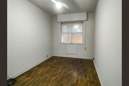 Apartamento para alugar com 128m², 4 quartos e 2 vagas Apartamento para alugar com 128m², 4 quartos e 2 vagasQuarto 4
