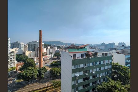 Apartamento para alugar com 128m², 4 quartos e 2 vagas Apartamento para alugar com 128m², 4 quartos e 2 vagasTerraço