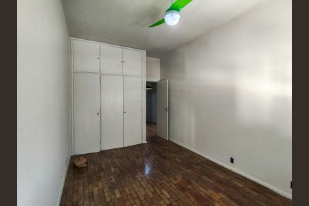 Apartamento para alugar com 128m², 4 quartos e 2 vagas Apartamento para alugar com 128m², 4 quartos e 2 vagasQuarto 2