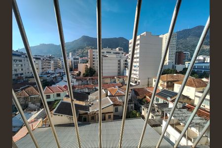 Apartamento para alugar com 128m², 4 quartos e 2 vagas Apartamento para alugar com 128m², 4 quartos e 2 vagasVista do Quarto 1