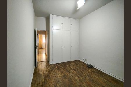 Apartamento para alugar com 128m², 4 quartos e 2 vagas Apartamento para alugar com 128m², 4 quartos e 2 vagasQuarto 4