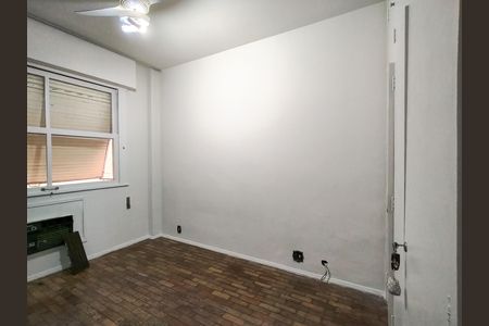 Apartamento para alugar com 128m², 4 quartos e 2 vagas Apartamento para alugar com 128m², 4 quartos e 2 vagasQuarto 3