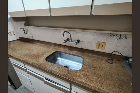 Apartamento para alugar com 128m², 4 quartos e 2 vagas Apartamento para alugar com 128m², 4 quartos e 2 vagasCozinha