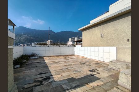 Apartamento para alugar com 128m², 4 quartos e 2 vagas Apartamento para alugar com 128m², 4 quartos e 2 vagasTerraço