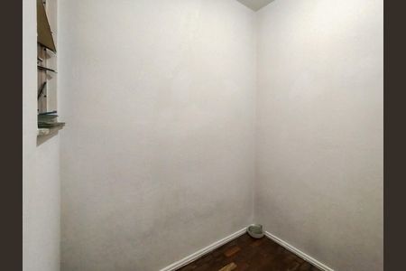 Apartamento para alugar com 128m², 4 quartos e 2 vagas Apartamento para alugar com 128m², 4 quartos e 2 vagasQuarto de Serviço