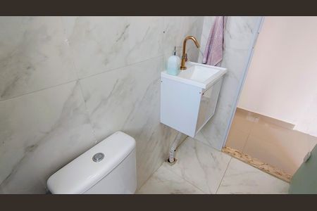 Apartamento para alugar com 42m², 2 quartos e sem vaga Apartamento para alugar com 42m², 2 quartos e sem vagaBanheiro