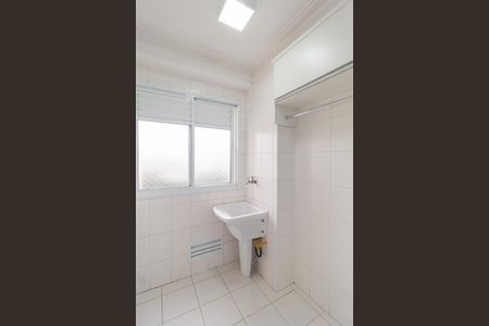 Apartamento à venda com 60m², 2 quartos e 1 vaga Apartamento à venda com 60m², 2 quartos e 1 vagaCozinha e área de serviço