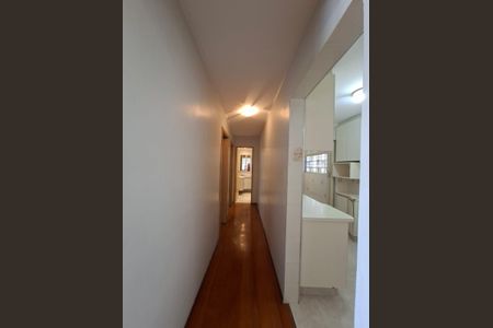 Apartamento à venda com 70m², 2 quartos e 1 vaga Apartamento à venda com 70m², 2 quartos e 1 vagaCorredor