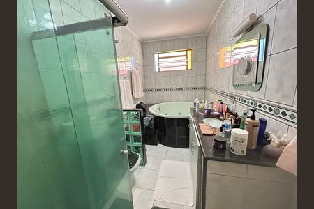 Casa à venda com 341m², 6 quartos e 2 vagasBanheiro da Suíte