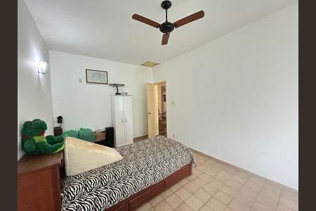 Casa à venda com 341m², 6 quartos e 2 vagasQuarto 2