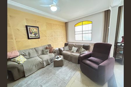 Casa à venda com 341m², 6 quartos e 2 vagasSala 2
