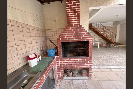 Casa à venda com 341m², 6 quartos e 2 vagasChurrasqueira