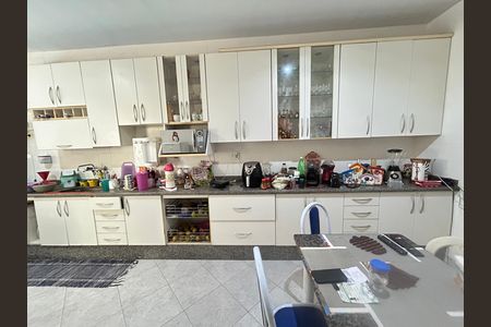 Casa à venda com 341m², 6 quartos e 2 vagasCozinha