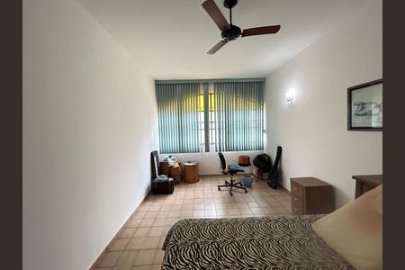 Casa à venda com 341m², 6 quartos e 2 vagasQuarto 2