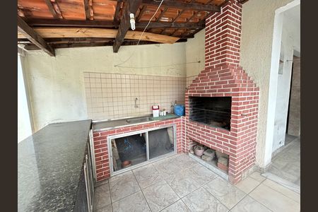 Casa à venda com 341m², 6 quartos e 2 vagasChurrasqueira