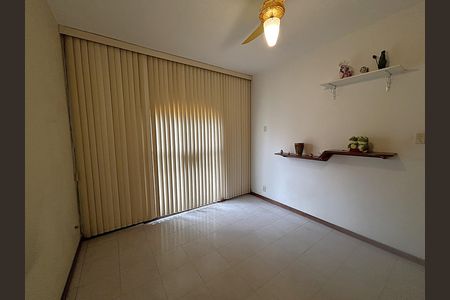 Casa à venda com 341m², 6 quartos e 2 vagasQuarto 1