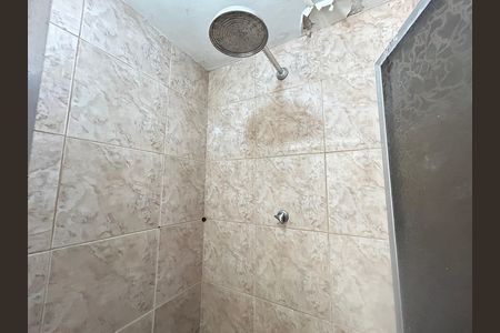 Casa à venda com 341m², 6 quartos e 2 vagasChuveiro